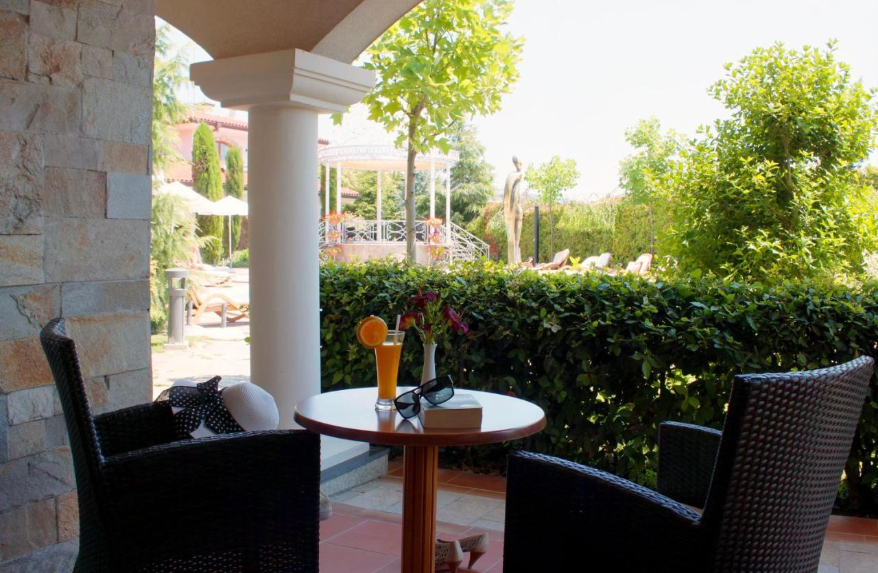 Helena Vip Villas And Suites Slantchev Briag Extérieur photo
