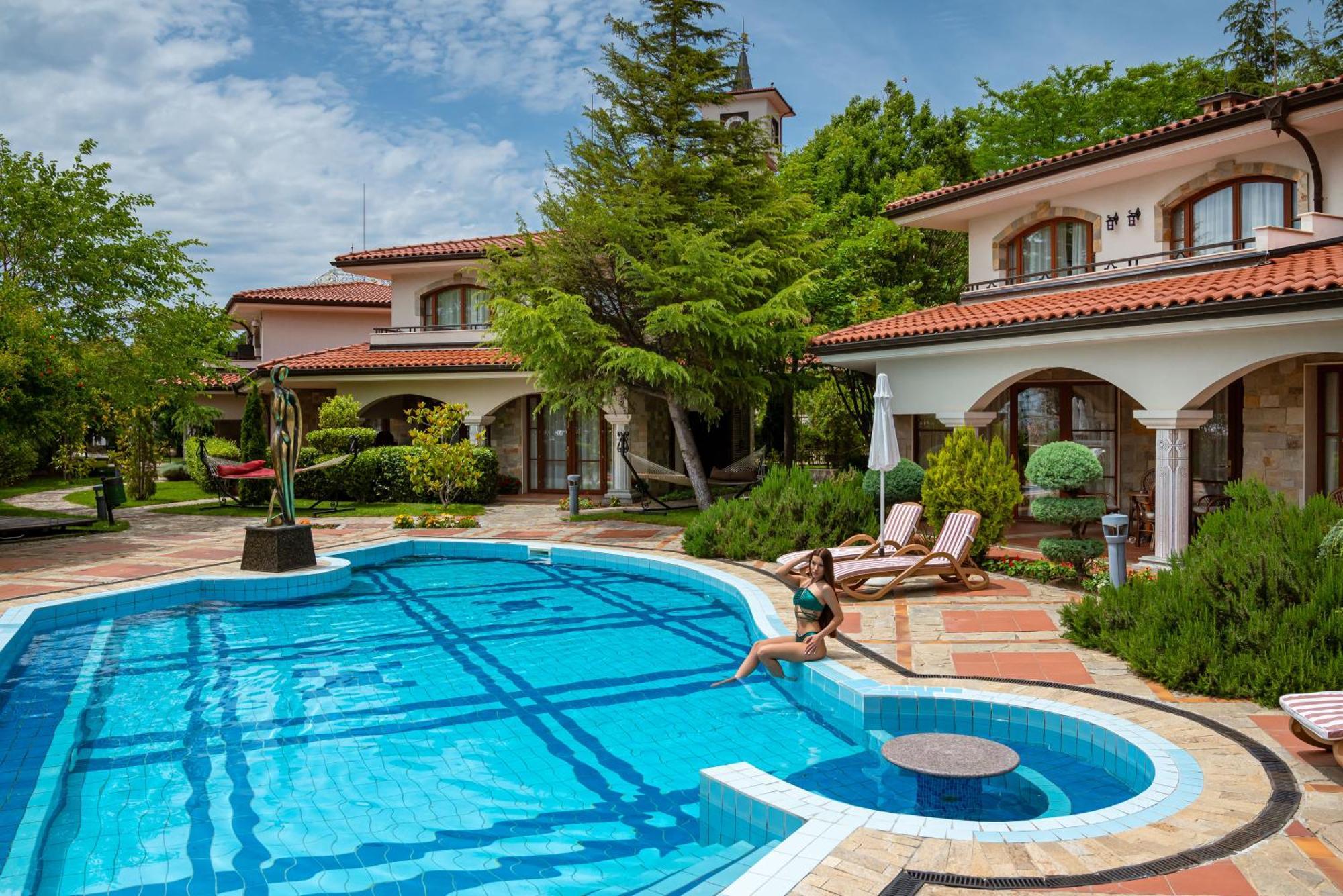 Helena Vip Villas And Suites Slantchev Briag Extérieur photo