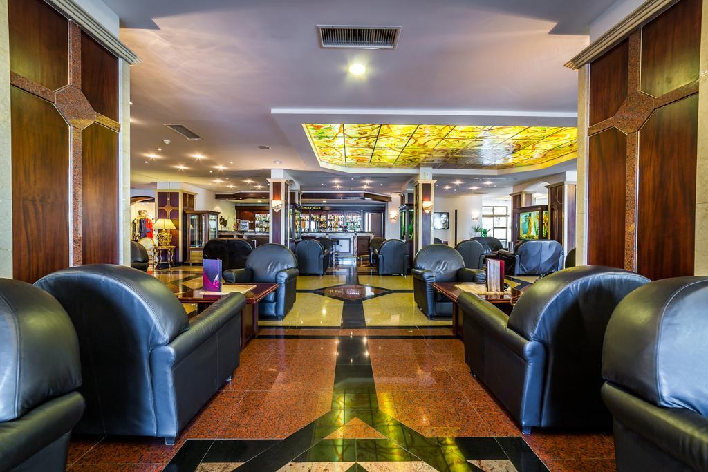 Helena Vip Villas And Suites Slantchev Briag Extérieur photo
