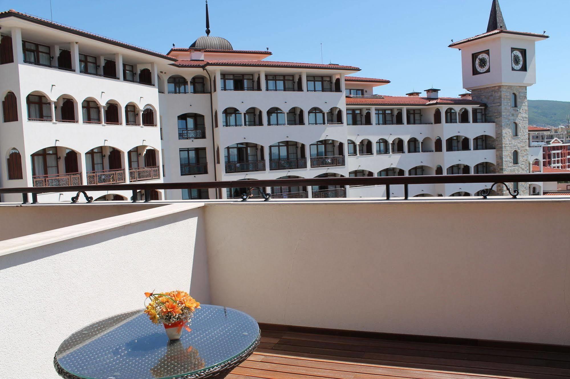 Helena Vip Villas And Suites Slantchev Briag Extérieur photo