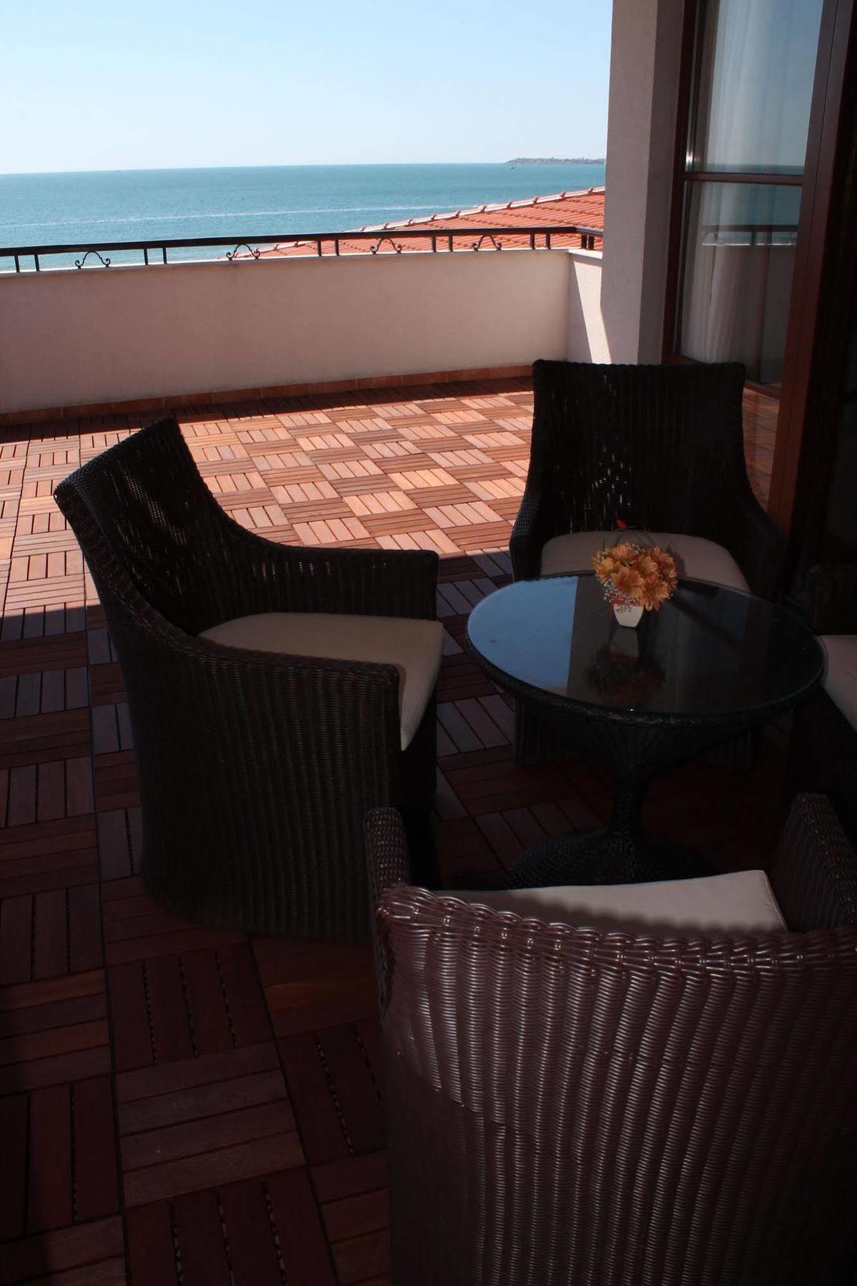 Helena Vip Villas And Suites Slantchev Briag Extérieur photo
